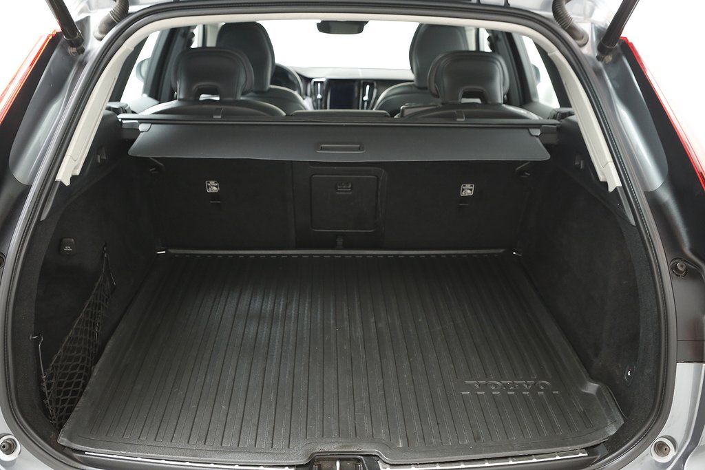 Volvo XC60 T6 Recharge 340hk Incsription Exp AWD VOC Drag 2021