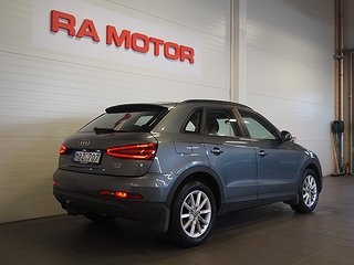 SUV Audi Q3 4 av 16