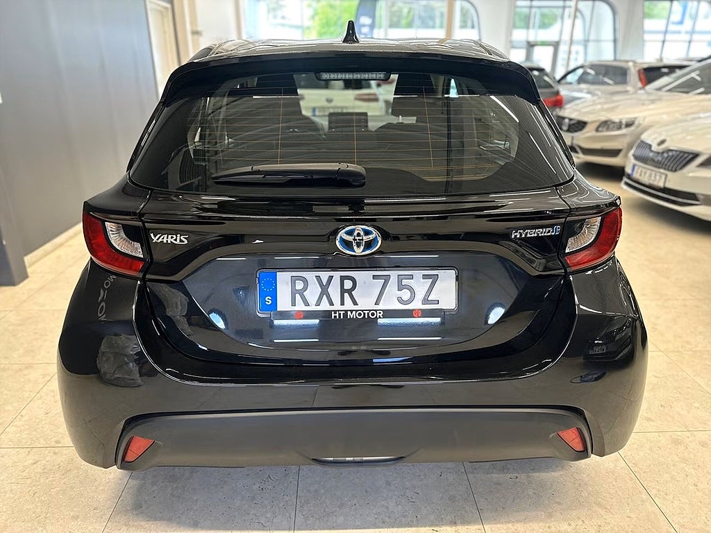 Toyota Yaris Hybrid CVT Active Euro 6/B-Kamera/RattVärme