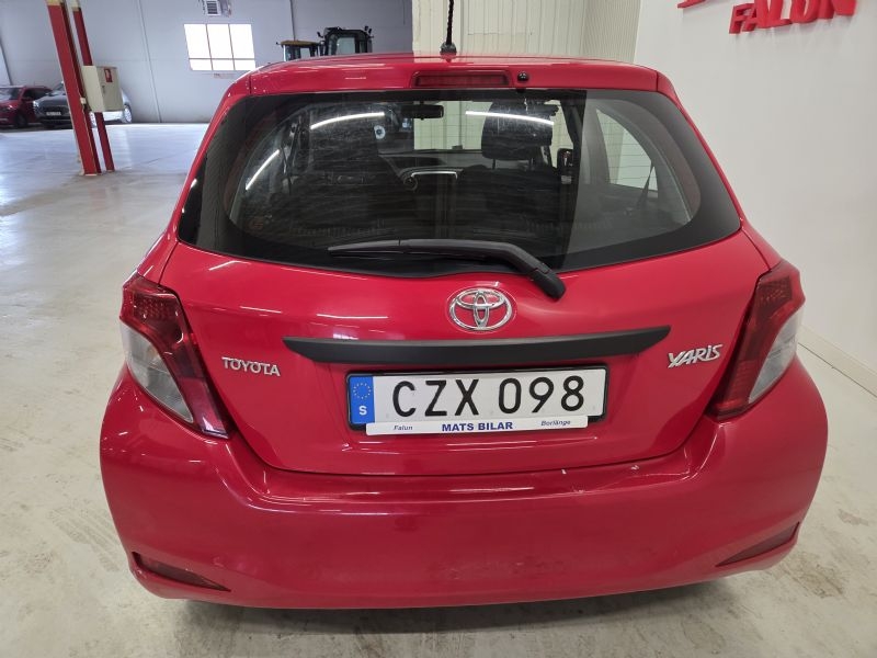 Toyota Yaris 1,0 69 Hk Manuell 5D 2014, bild 7/43