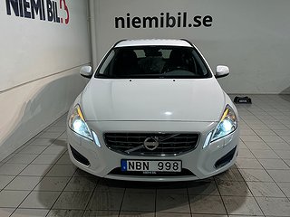 Volvo V60 T3 Momentum Drag Skinn Mvärm Psens Kamrem Bytt SoV