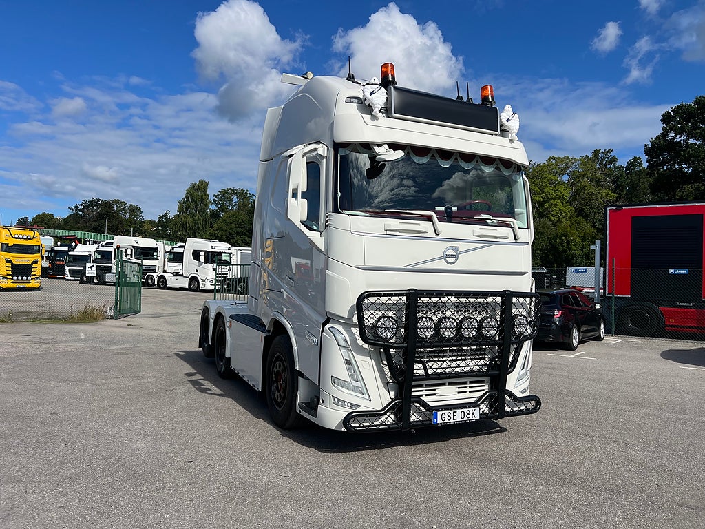 Volvo FH13 500 6x2 Dragbil med Hydraulik, Klädd hytt mm