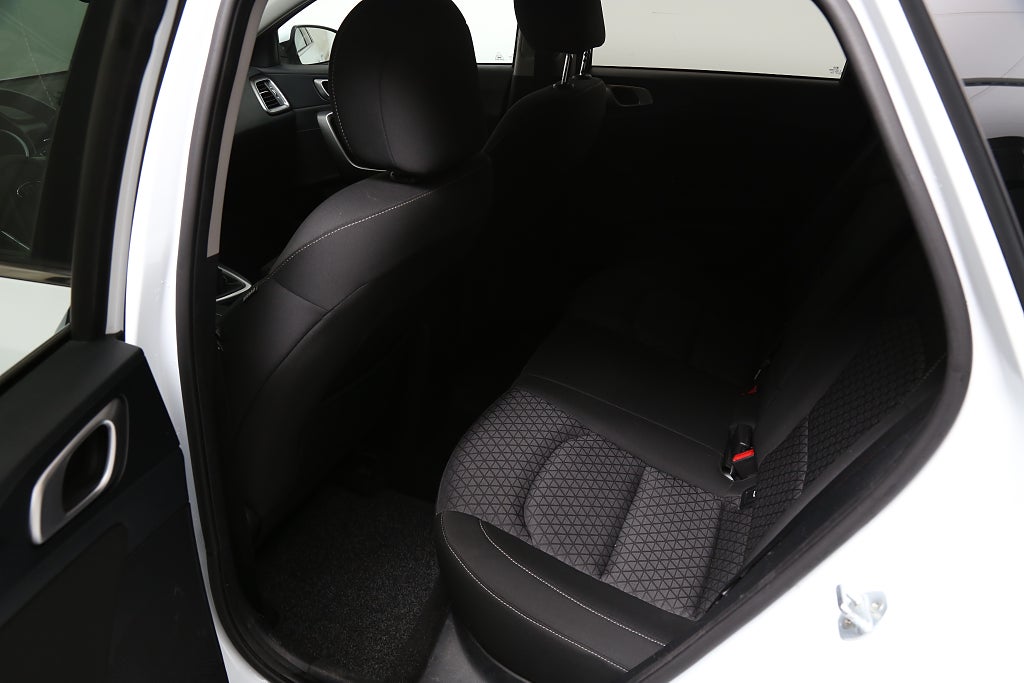 Kia Ceed 1,0 T-GDI 120hk Sportswagon CarPlay Kamera Dragkrok 2019