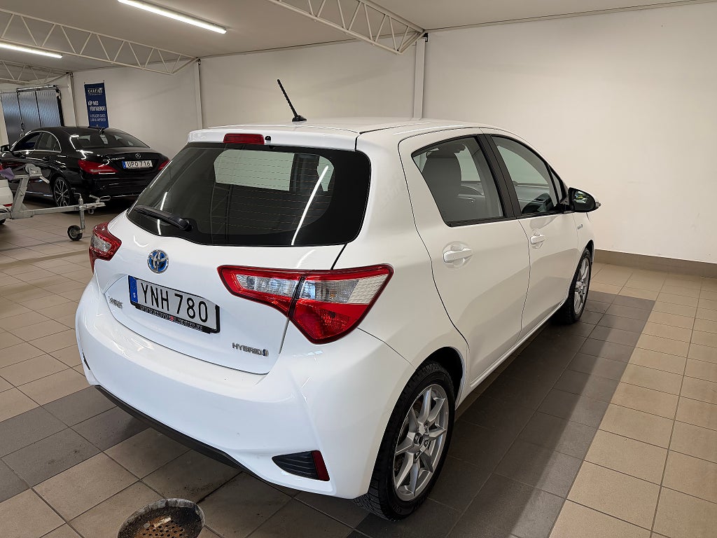 Toyota Yaris 2018 - miniatyr 4