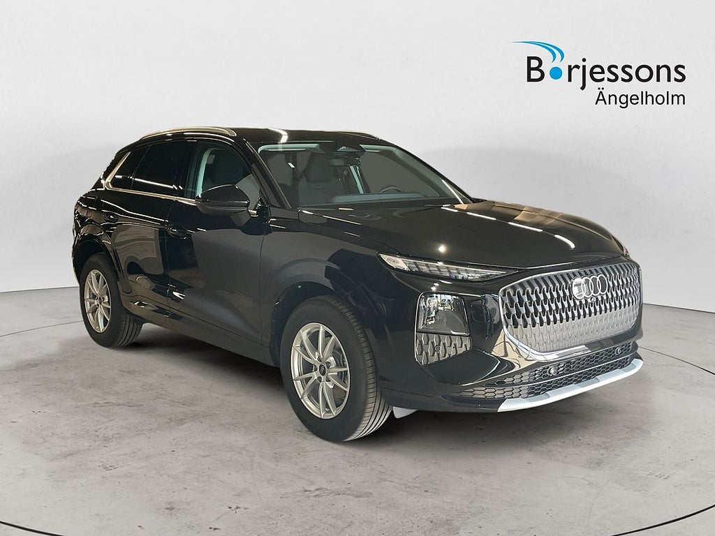 Audi Q3 SUV TFSI 150 hk S TRONIC