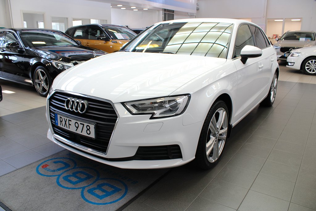 Audi A3 Sportback 35 TFSI 150hk Automat /Värmare/18"/5429mil