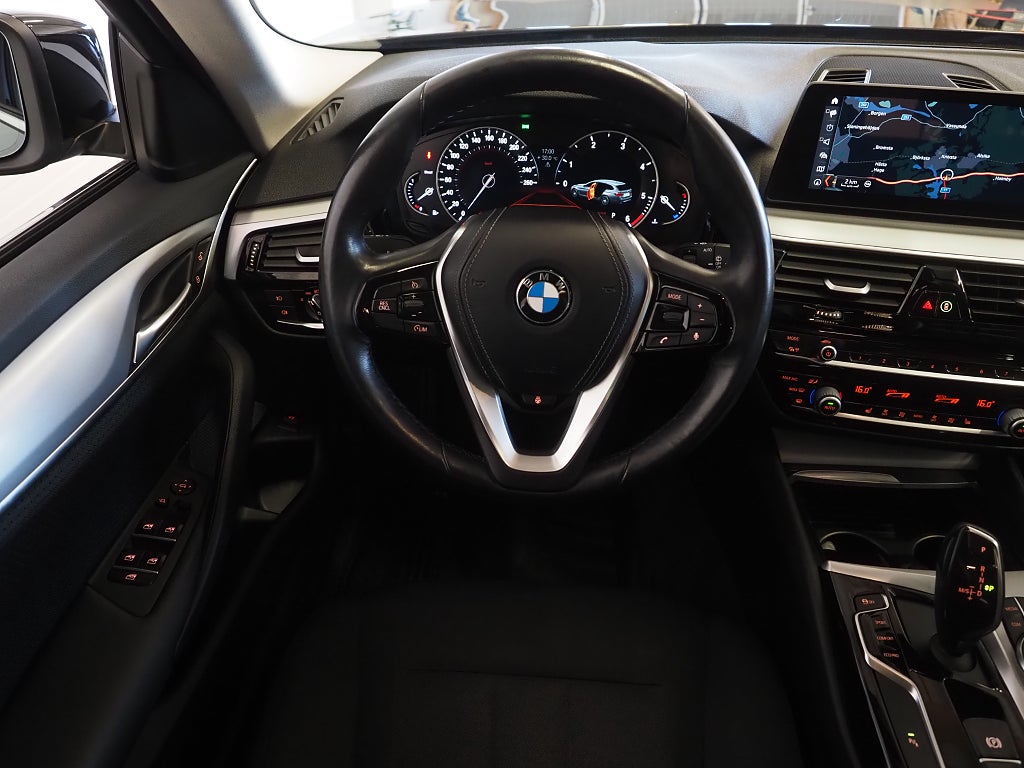 BMW 520 d Touring 190hk Steptronic Backkamera Navi