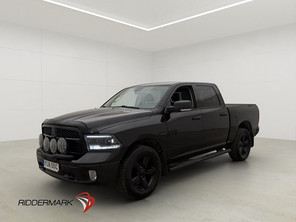 Dodge RAM 1500 5.7 4x4 Classic Night Dragkrok Kamera Alpine
