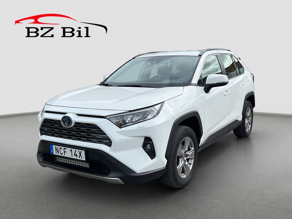 Toyota RAV4 Hybrid AWD-i E-CVT Active MOMS B-Kamera M&K Värmare