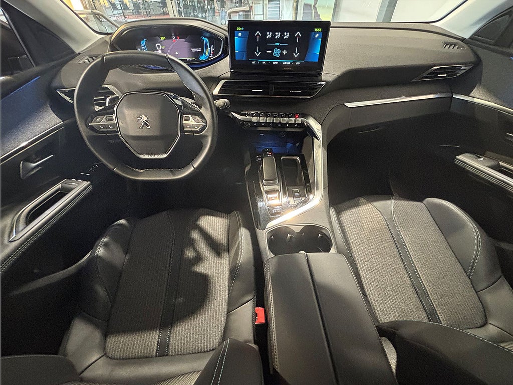 Bild på Peugeot 3008 Allure Hybrid4 300hk Aut AWD - B-KAMERA, NAVI