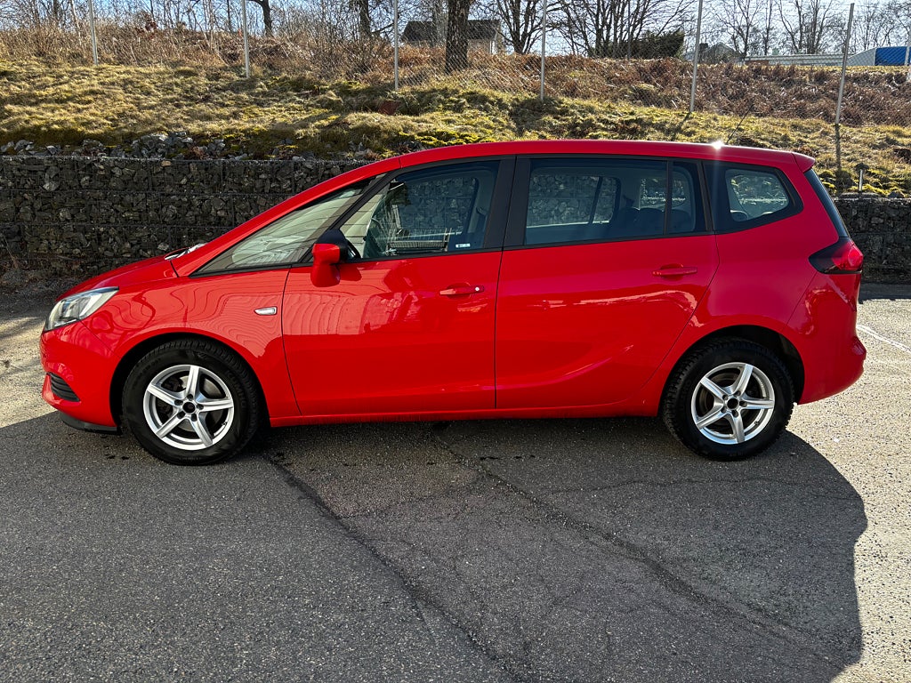 Opel Zafira VI KÖPER ALLA TYPER AV 7- och 9-SITS MINIBUSSAR