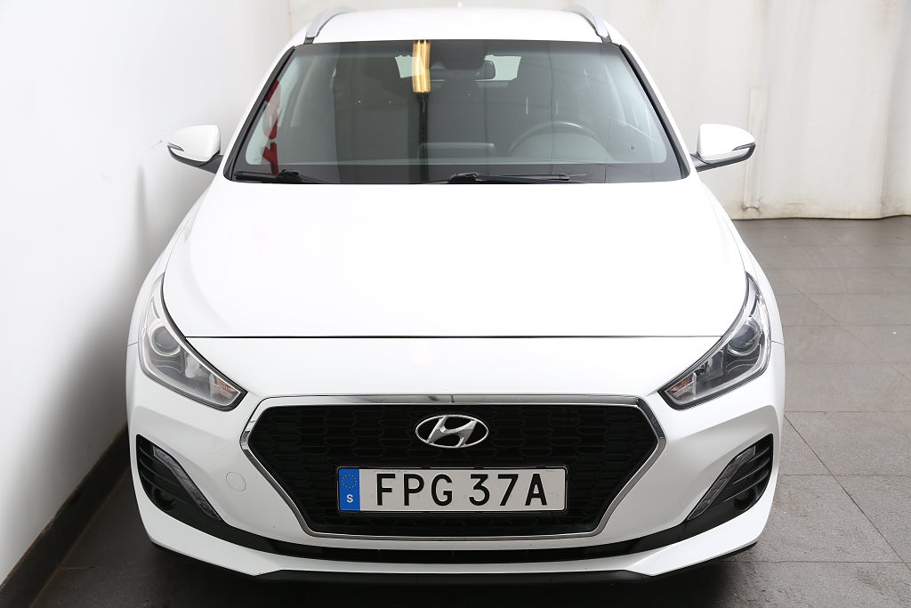 Hyundai i30 1,4 T-GDi 140hk Trend Kombi Aut CarPlay Kamera