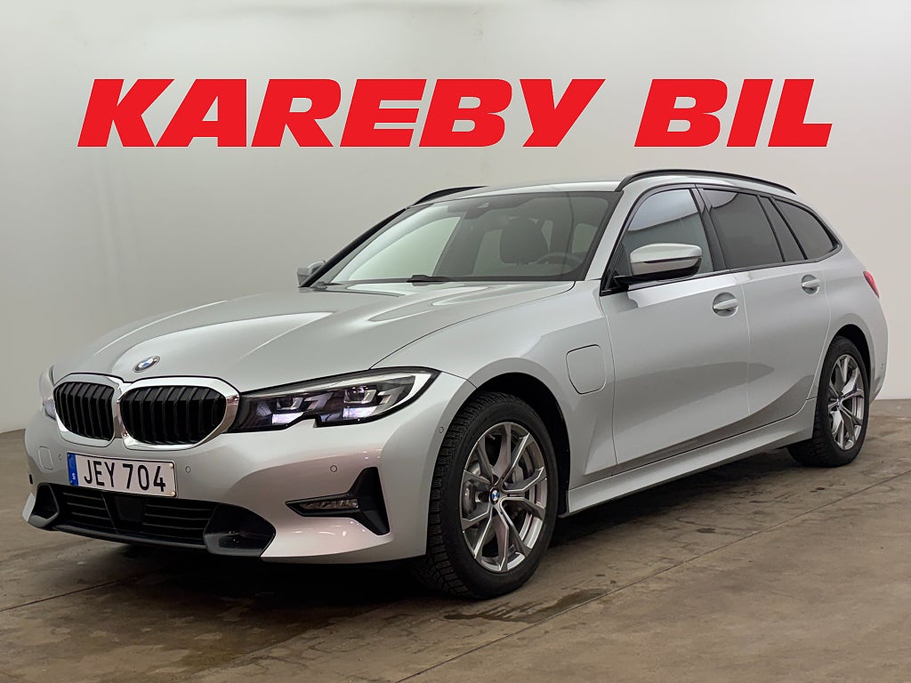 BMW 330e Touring 292hk Sport line Backkamera H/K Navi