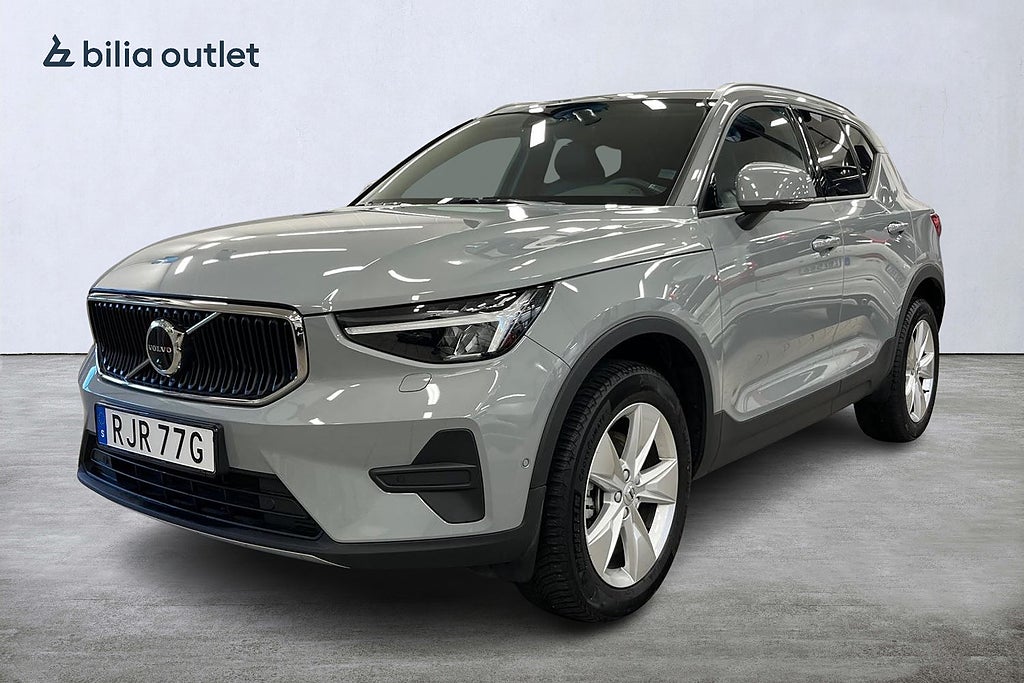 Volvo XC40 B4 Core SE II 197hk Värmare 360° Navi Carplay Helskinn