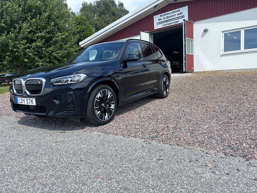 BMW iX3 M Sport