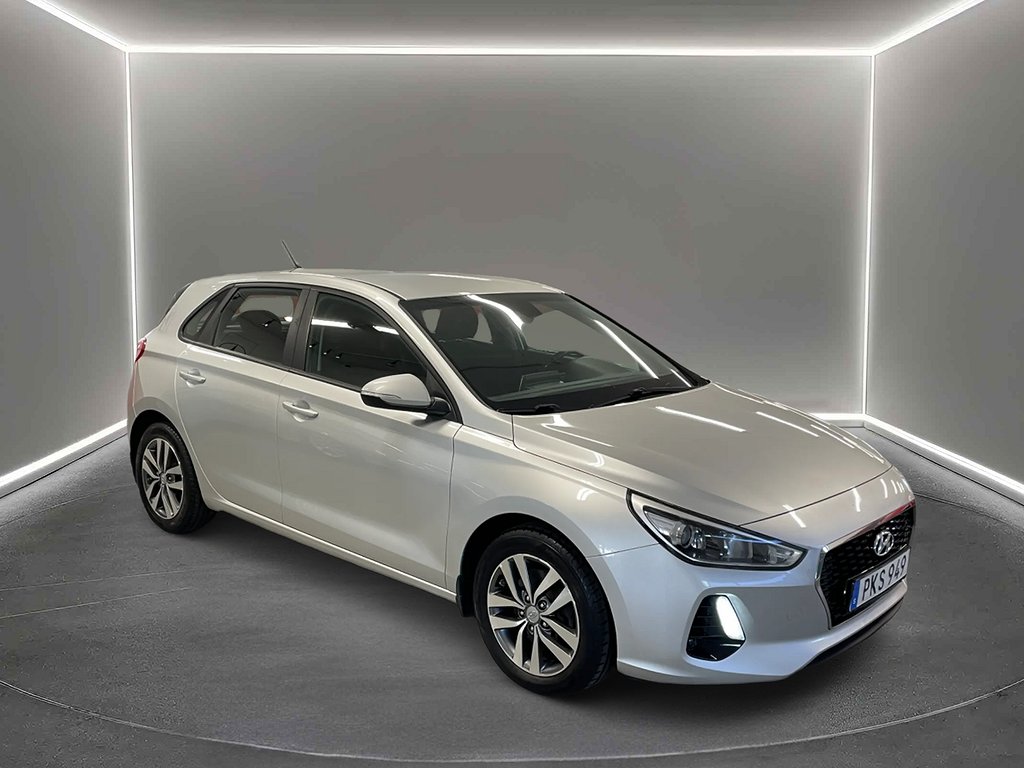 Hyundai i30 1.6 CRDi Comfort Eco Euro 6/ Körfilsassistans