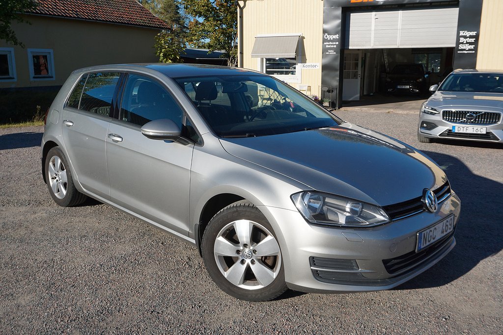 Volkswagen Golf 5-dörrar 1.2 TSI 16V M-värmare