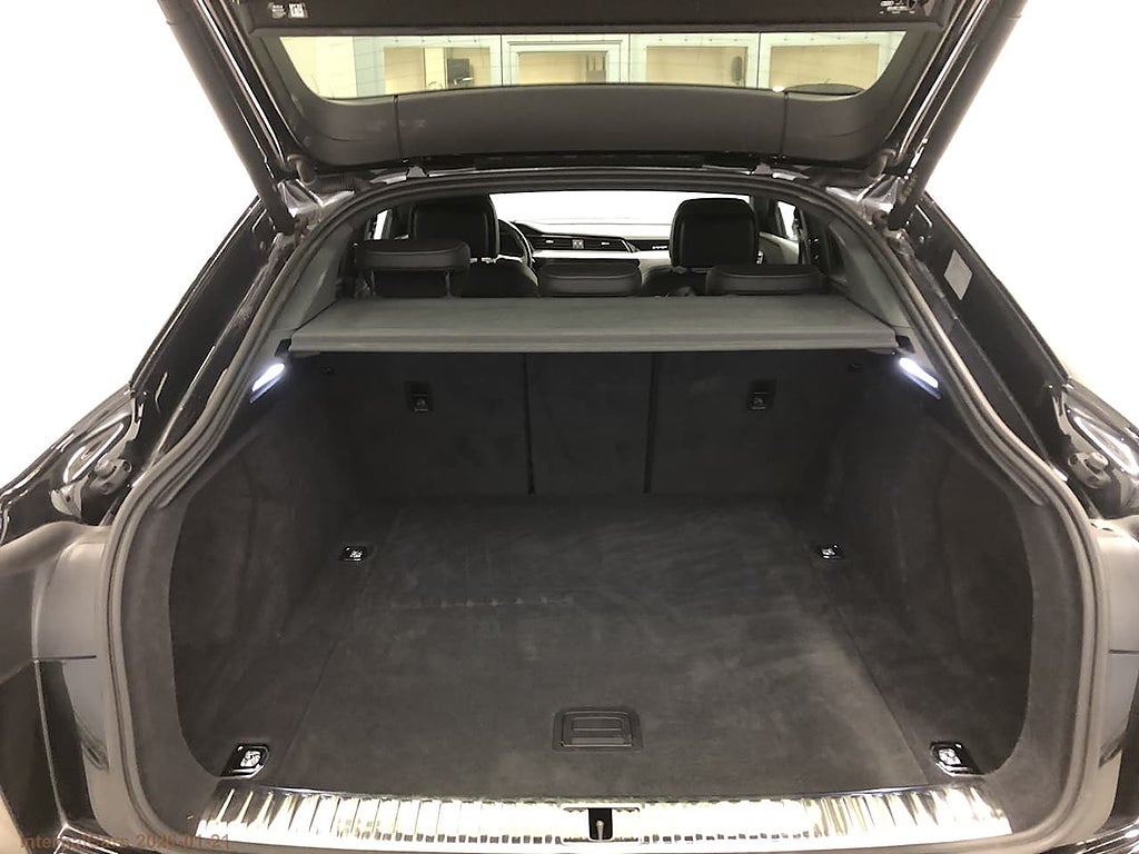 Audi Q8 e-tron Sportback 55 e-tron Proline. 360 kam, panorama matrix