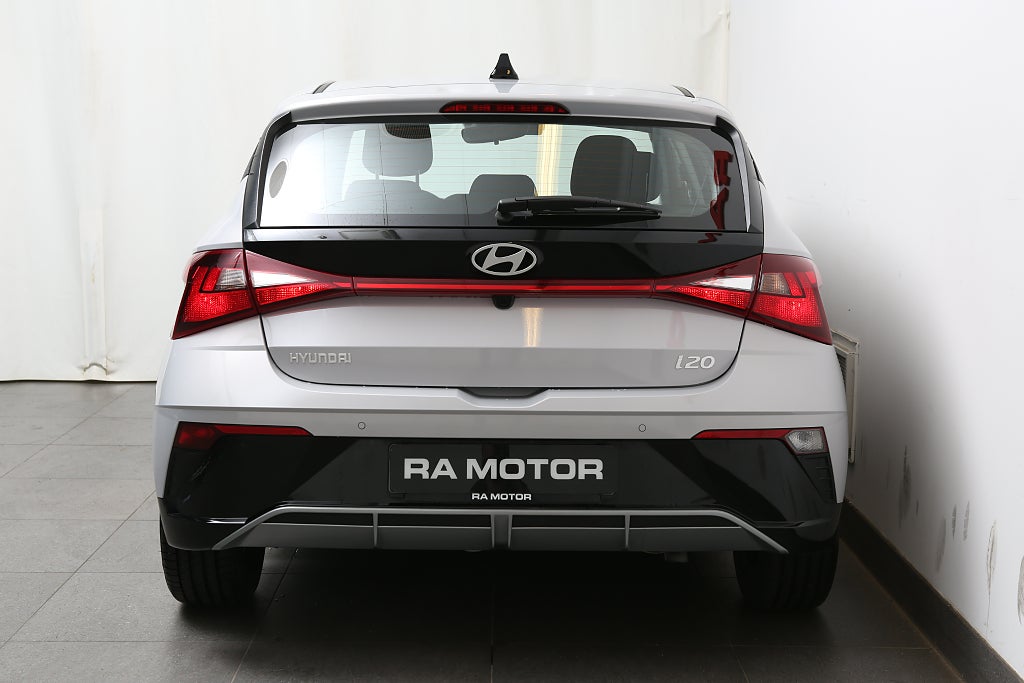 Hyundai i20 1.0 T-GDi MHEV Essential Automat kamera Navi fd. demo