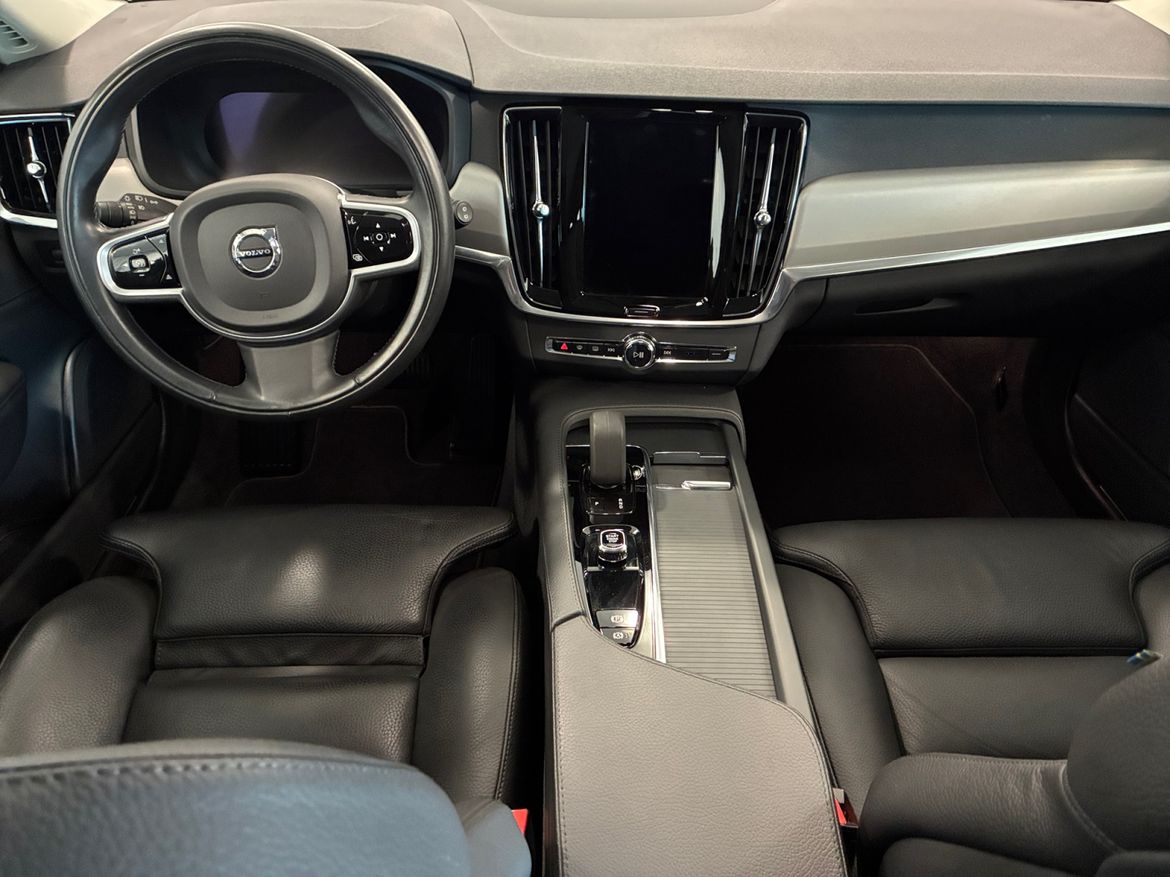 Volvo V90 B4 AWD Diesel Mom Adv Edt 2022, bild 5/43
