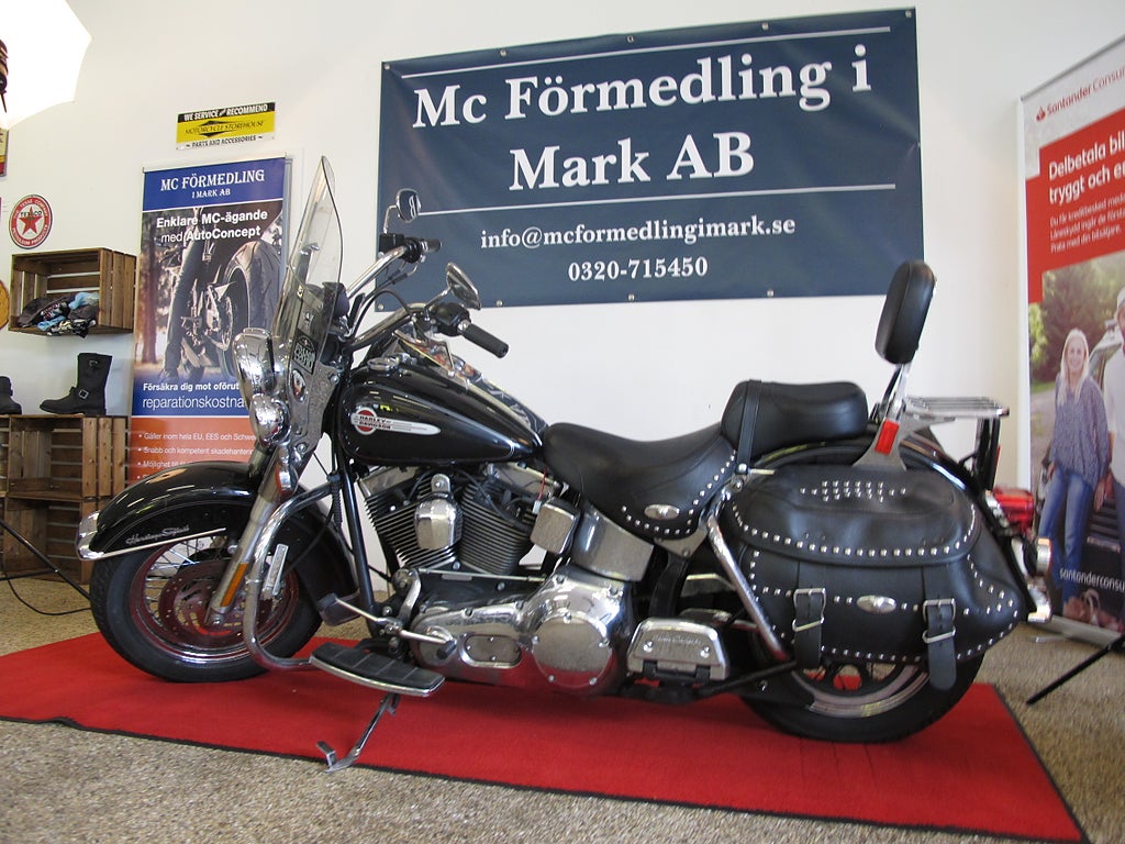 Harley-Davidson FLSTC Heritage Softail 