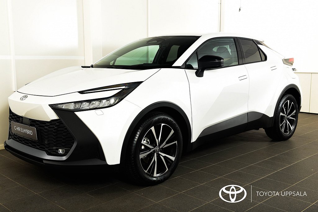 Toyota C-HR KAMPANJ - GRATIS VINTERHJUL & 2,95% RÄNTA!