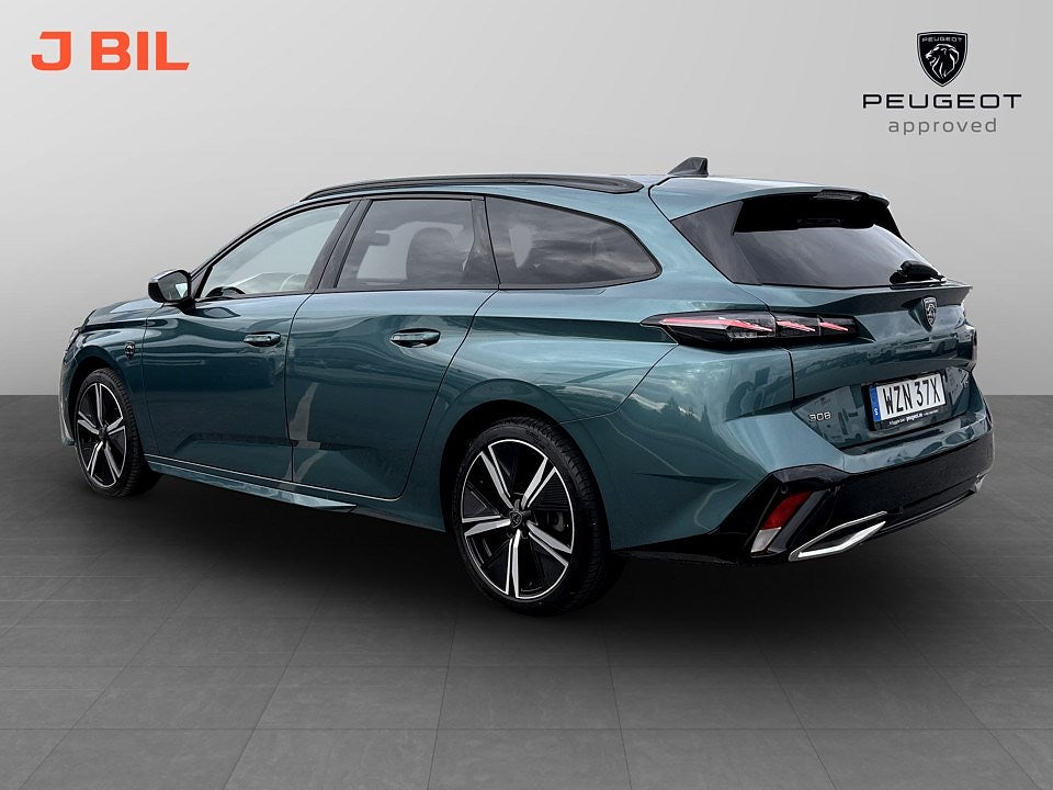 Bild på Peugeot 308 SW GT 1.2 PT 130hk Aut - M-VÄRME MED KUPEFLÄKT