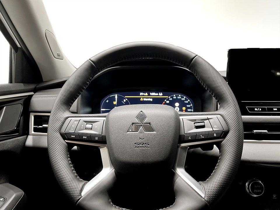 Bild på Mitsubishi Outlander Invite PHEV 4WD