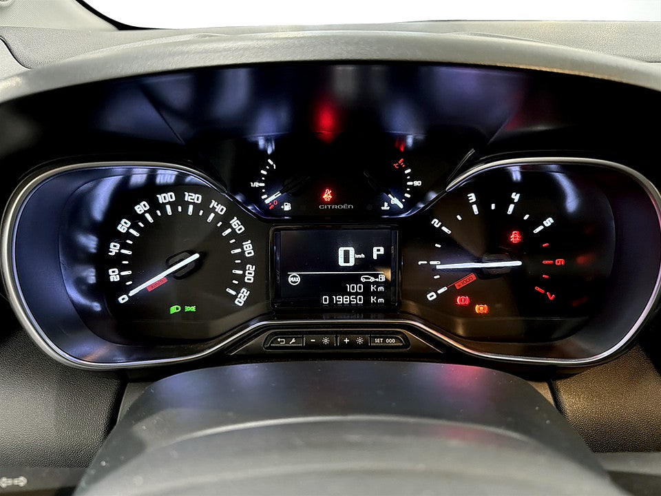 Bild på Citroën C3 Aircross Shine 1.2 PT 130hk Aut KAMPANJRÄNTA 3,99%