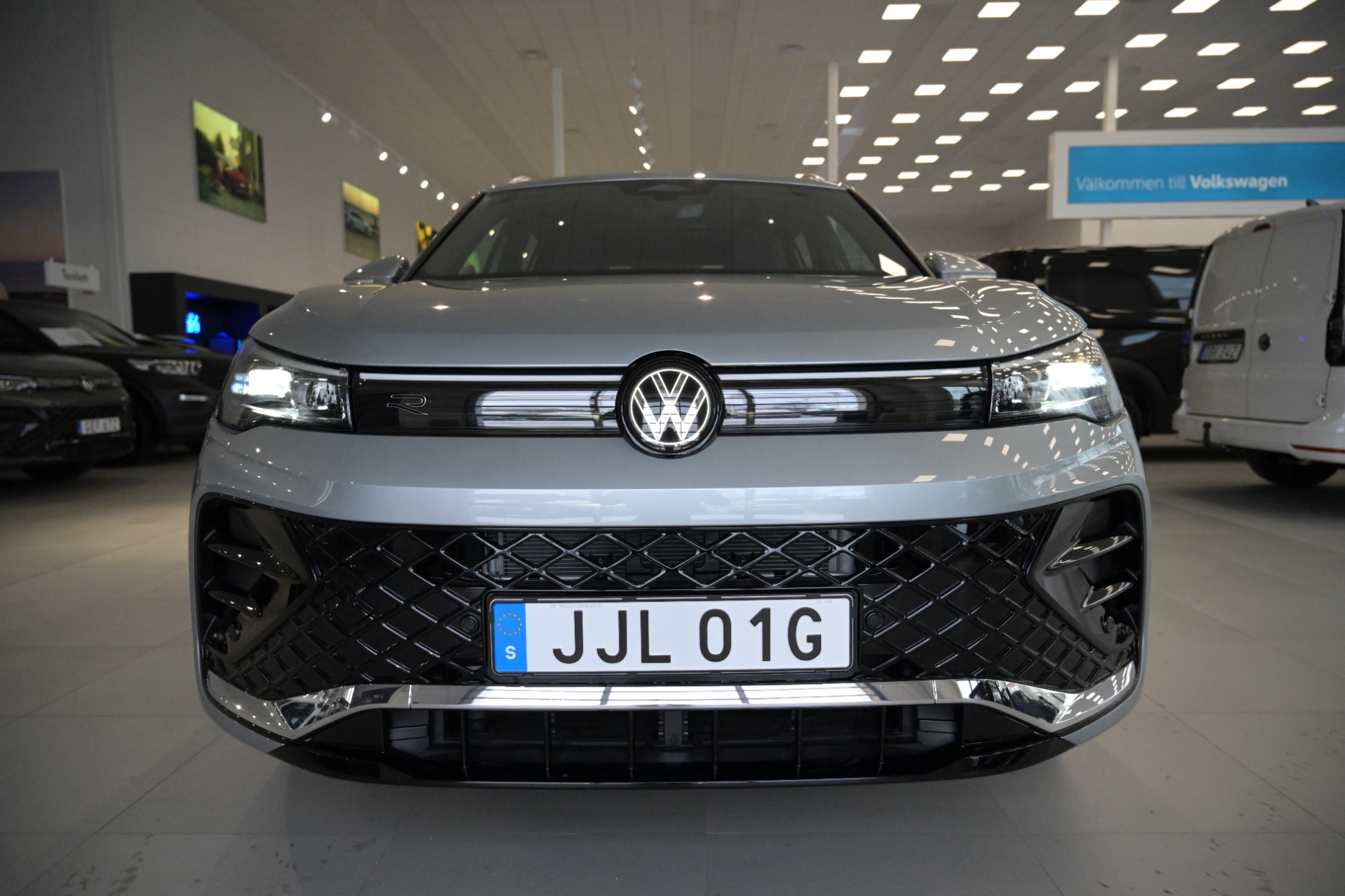 Volkswagen Tiguan eHybrid R-Line SWE 2026, bild 3/59