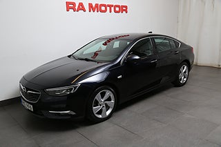 Halvkombi Opel Insignia 1 av 29