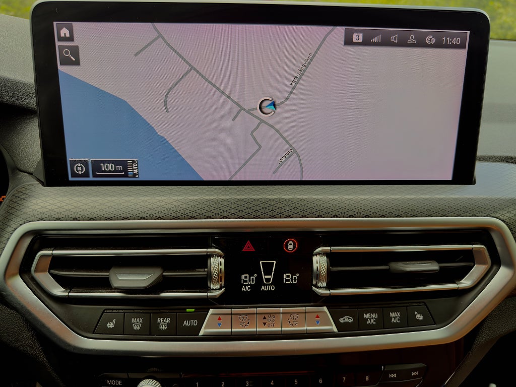 BMW X3 xDrive30e M Sport|Drag|Värmare|CarPlay|B-kamera|Cockpit