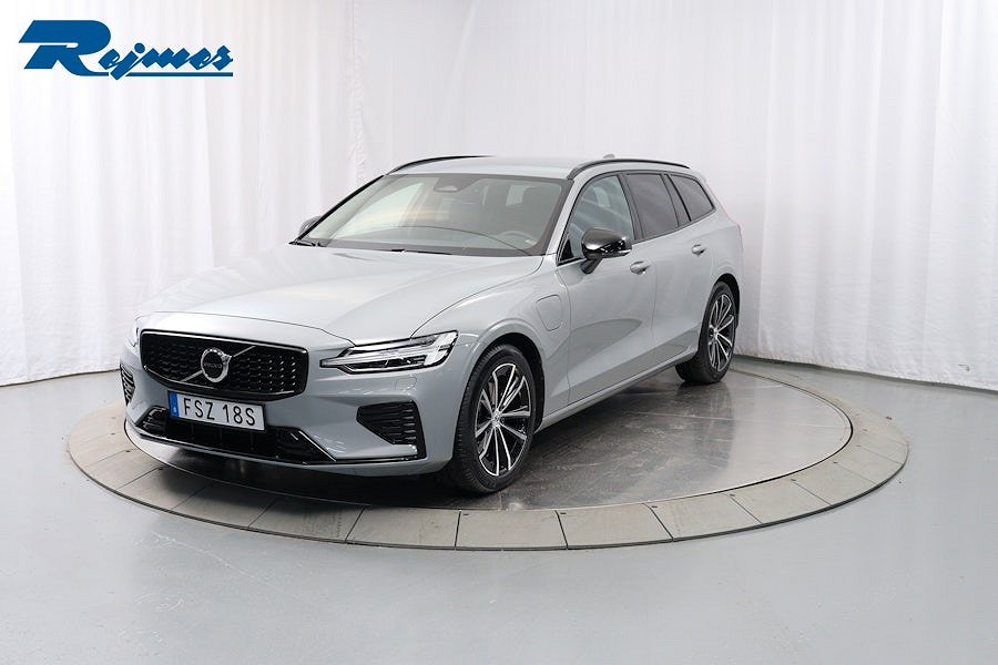 Volvo V60 T6 Plus Dark Edition