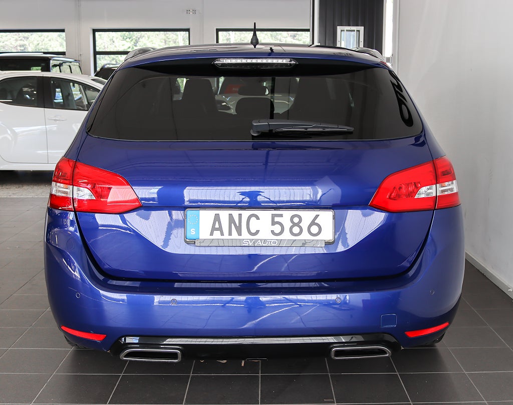 Peugeot 308 sw 2.0 BlueHDi 177hk GT Pano Massage Navi Drag