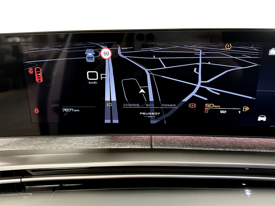 Bild på Peugeot 5008 GT Hybrid 145hk Aut 7-SITS B-KAMERA CARPLAY