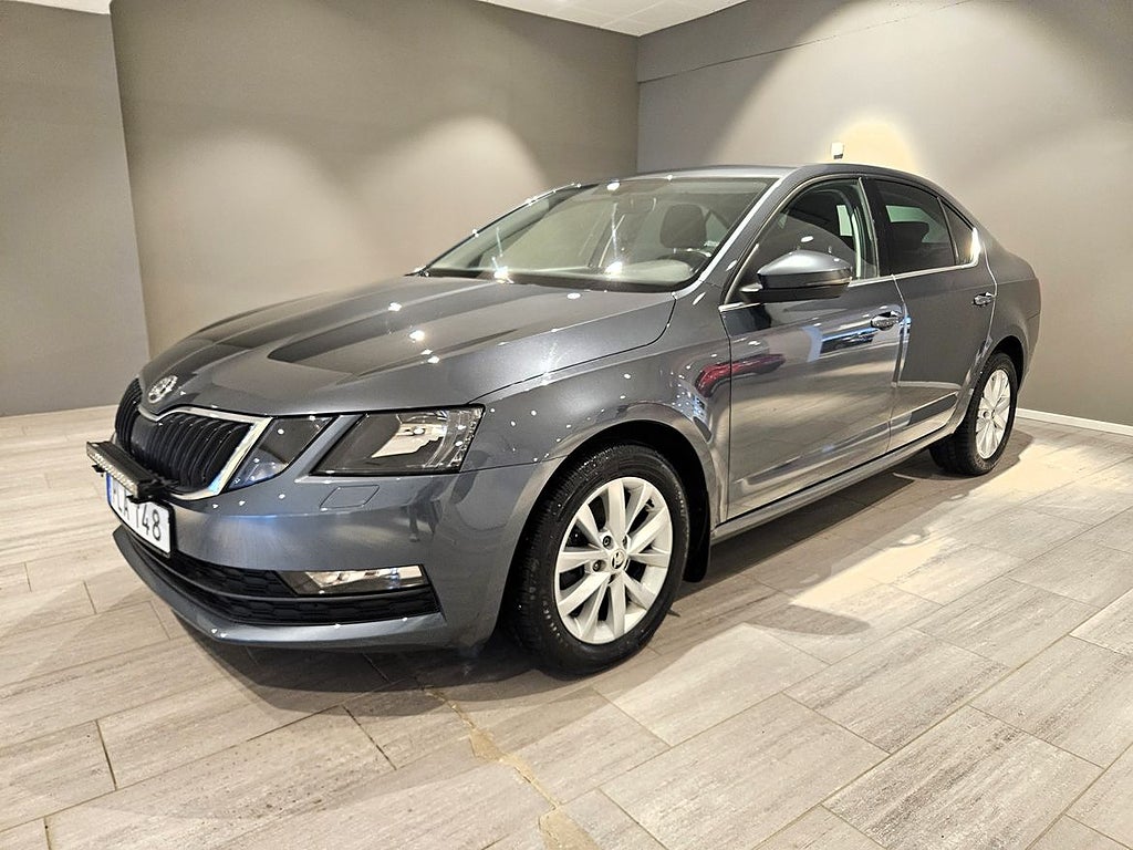 Skoda Octavia 150hk Drag V-hjul Ledramp Carplay