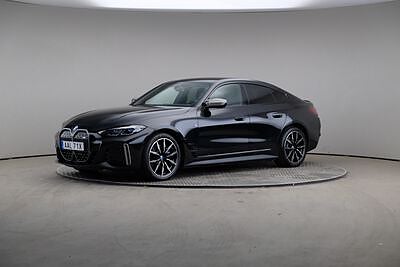 BMW i4 M50 xDrive Fully Charged