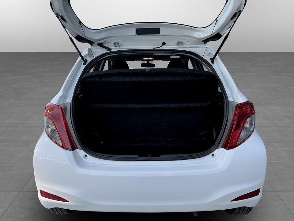 Bild på Toyota Yaris Hybrid Life e-CVT 101hk Aut KAMPANJRÄNTA 3,99%