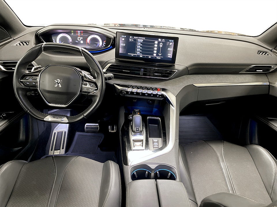 Bild på Peugeot 5008 GT 1.2 PT 130hk Aut 7-SITS B-KAMERA NAVI