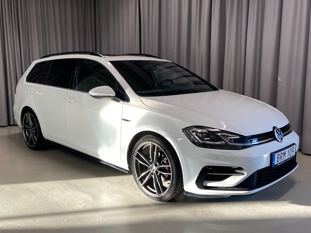 Volkswagen Golf Sportscombi 150hk R-Line Panorama Pvärm Navi