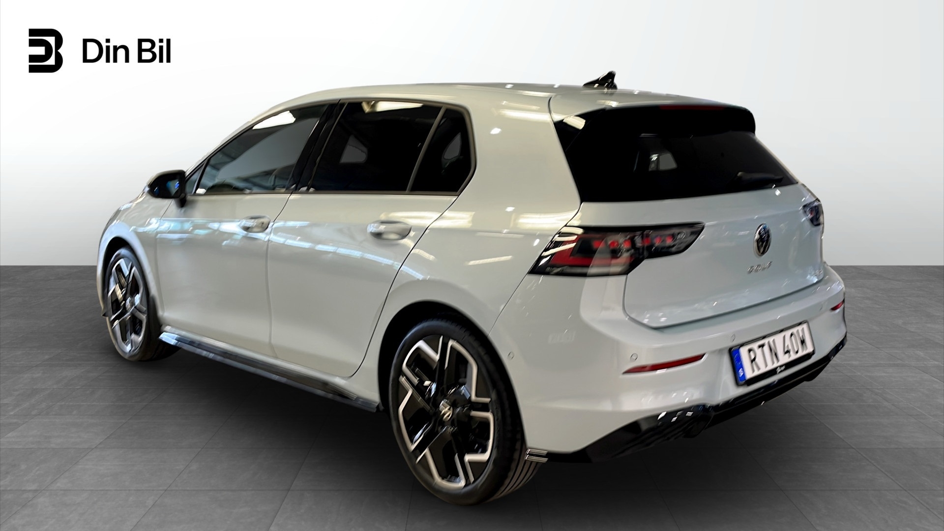Volkswagen Golf R-LINE 1,5 ETSI DSG 2026, bild 3/38