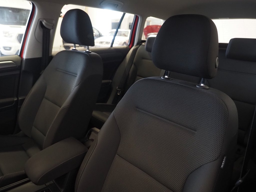 Volkswagen Golf SC 1.0 TSI 110hk | Backkamera | M&K | 2018