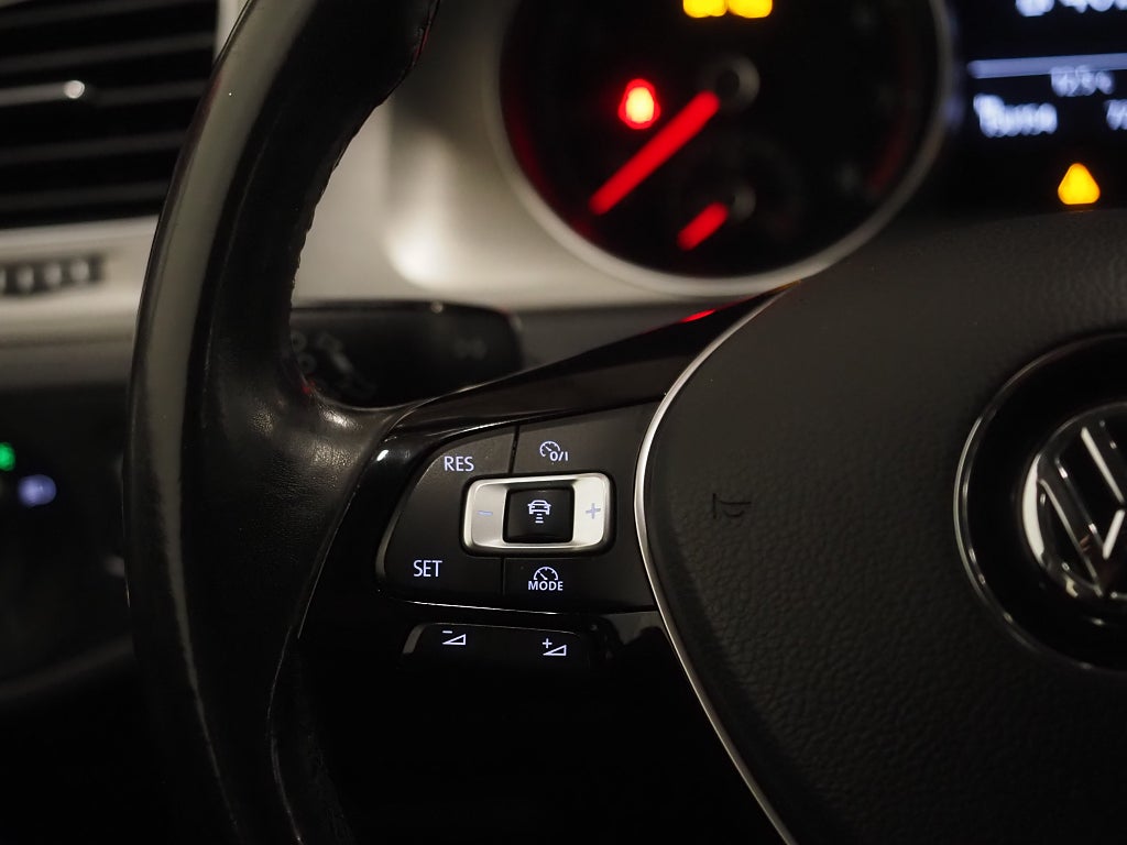 Volkswagen Golf 5-dörrar 1.2 TSI 110hk -16 2016