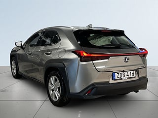 Lexus UX 250h E-Four CVT Rattvärme Kamera Psens CarPlay SoV