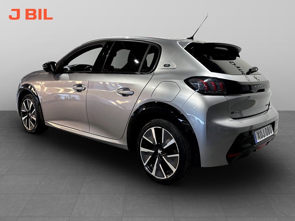 Bild på Peugeot E-208 GT 50kWh 136hk Aut - B-KAMERA, CAPLAY