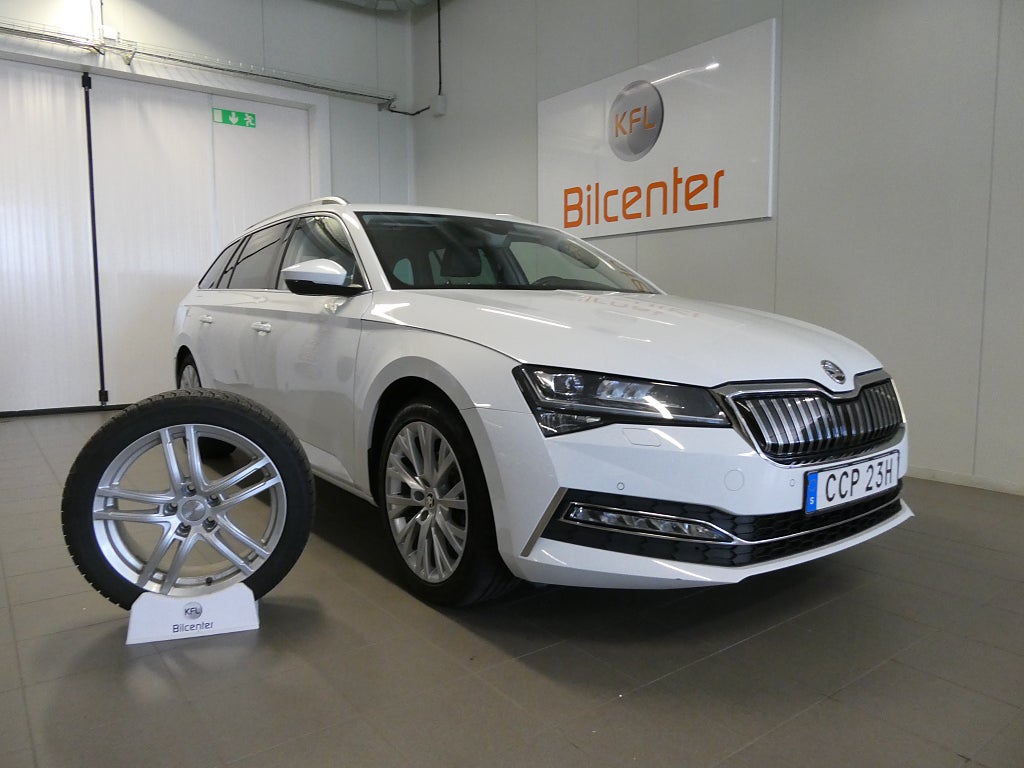Skoda Superb iV 1.4 TSI iV Business Edition Drag-Värmare-Kamera-SoV