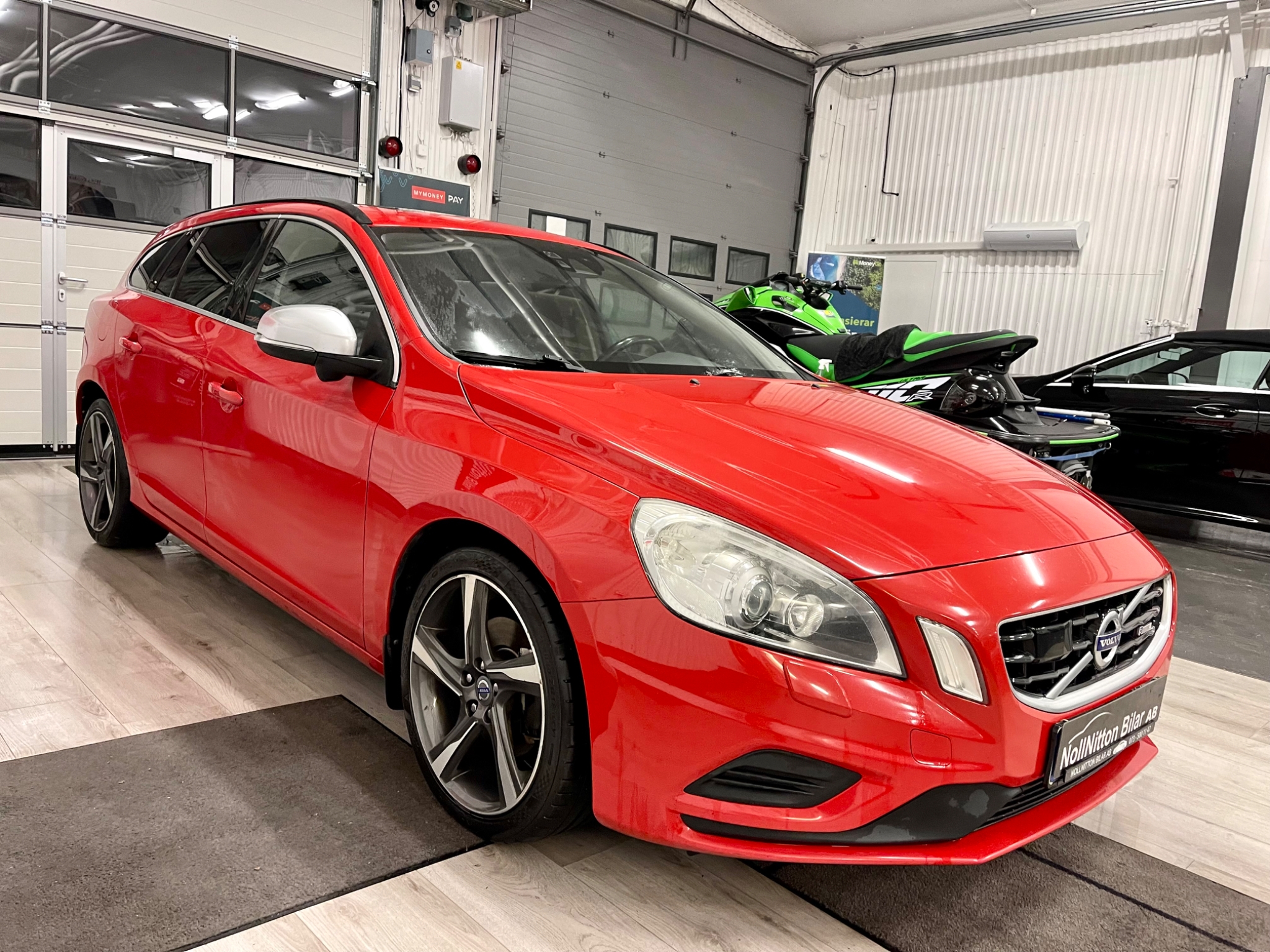 Volvo V60 T5 Momentum, R-Design Euro 5 2011, photo 3/43