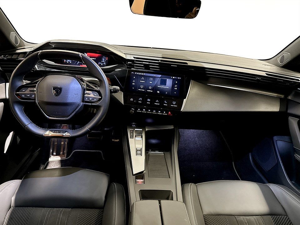 Bild på Peugeot 308 SW GT 1.2 PT 130 Aut - 360-KAMERA, ELSTOL