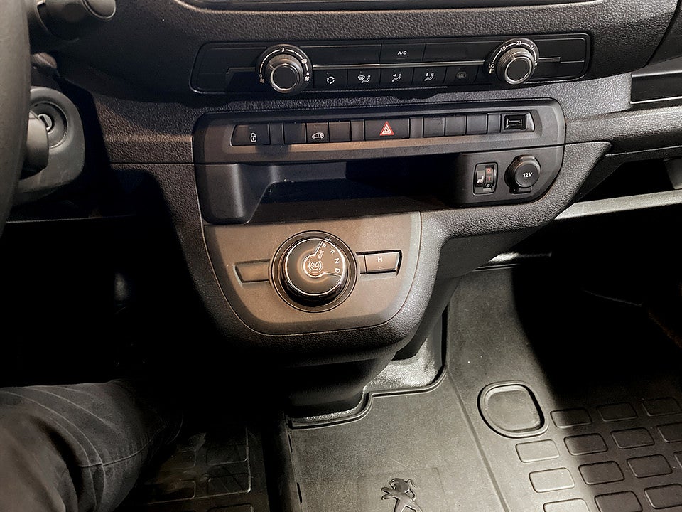 Bild på Peugeot Expert PRO 2.0 BHDi 145hk Aut L3 - DRAG, B-KAMERA