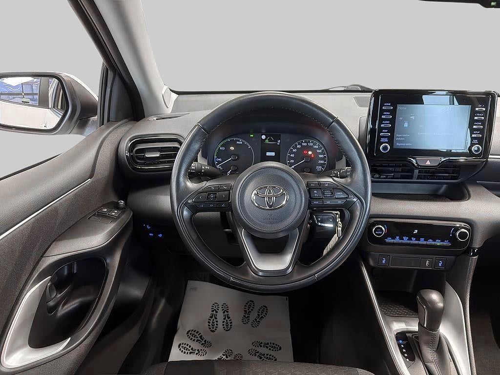 Toyota Yaris 2023 - miniatyr 9